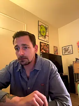 Snapshot of defbond420 chatting on October 21, 2025, 9:36 pm defbond420 online show from October 21, 2025, 9:36 pm