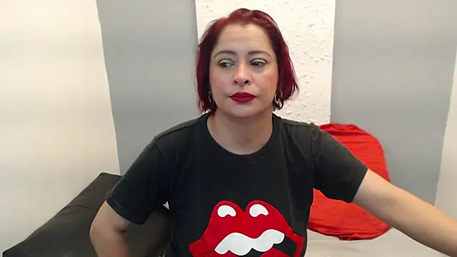 Snapshot of eva_twiss chatting on November 17, 2025, 12:31 pm eva twiss online show from November 17, 2025, 12:31 pm