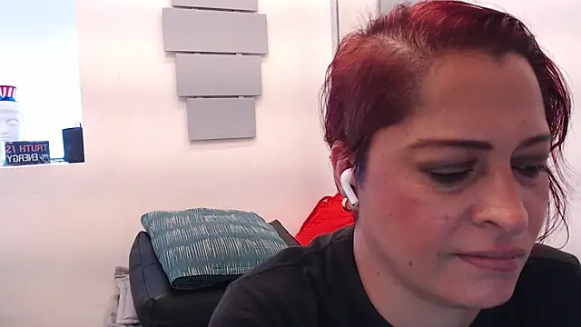 eva twiss online show from July 28, 2026, 8:52 pm