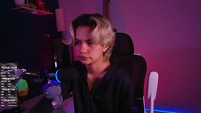 marlena3312 online show from February 20, 2026, 2:08 pm