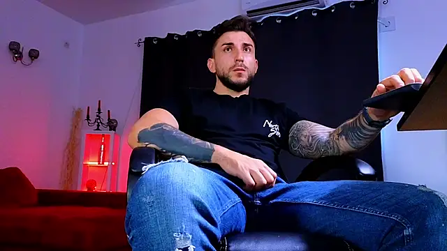 MightyAaron66 online show from September 9, 2025, 3:43 pm