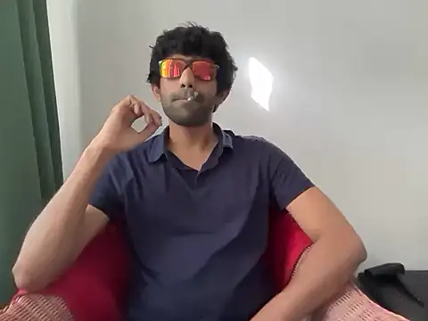 Snapshot of dominanthubby chatting on June 11, 2026, 7:05 am dominanthubby online show from June 11, 2026, 7:05 am