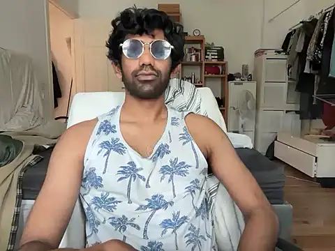 Snapshot of dominanthubby chatting on June 12, 2026, 7:50 am dominanthubby online show from June 12, 2026, 7:50 am