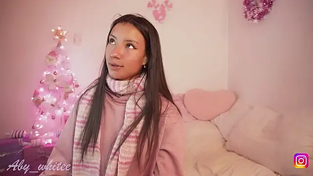 Snapshot of AbyWhitee chatting on December 16, 2025, 1:10 am AbyWhitee online show from December 16, 2025, 1:10 am