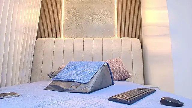 Snapshot of kata_hazel chatting on March 3, 2026, 7:10 pm kata hazel online show from March 3, 2026, 7:10 pm