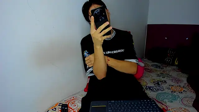 HeellBoy  online show from February 21, 2026, 12:12 am