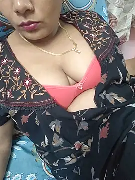 Snapshot of samitasharma chatting on July 21, 2026, 3:35 pm samitasharma online show from July 21, 2026, 3:35 pm