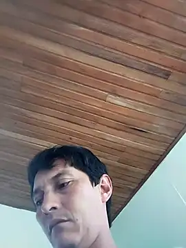 Snapshot of gigolopez1 chatting on July 29, 2026, 5:12 pm gigolopez1 online show from July 29, 2026, 5:12 pm