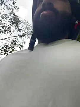 Lyon vach online show from December 14, 2025, 8:25 pm