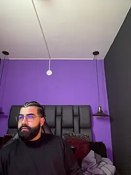 Lyon vach online show from November 18, 2025, 10:45 pm