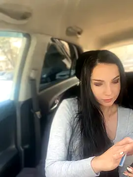 Roxana-Sexy online show from October 31, 2025, 4:20 am