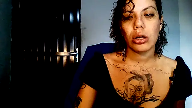 Submersidollx online show from April 26, 2026, 1:41 pm