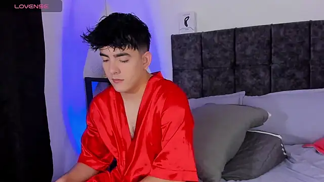 nolan twink1 online show from May 2, 2026, 5:18 pm
