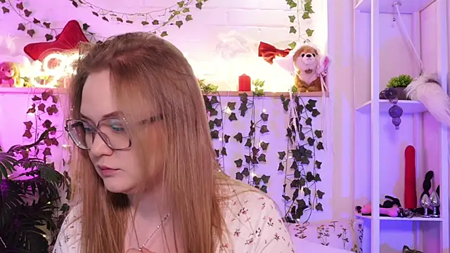MonicaAsis online show from May 6, 2026, 6:01 pm