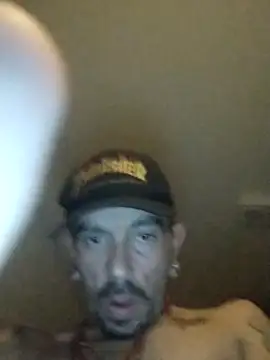 IL SAINT XXX online show from November 12, 2025, 7:12 am