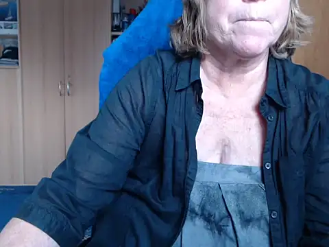 Snapshot of _sunshine__ chatting on November 14, 2025, 7:34 am sunshine online show from November 14, 2025, 7:34 am