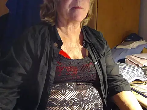 Snapshot of _sunshine__ chatting on November 17, 2025, 4:33 pm sunshine online show from November 17, 2025, 4:33 pm