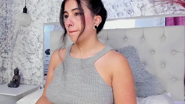 Snapshot of Megan_rossee chatting on October 21, 2025, 11:53 am Megan rossee online show from October 21, 2025, 11:53 am