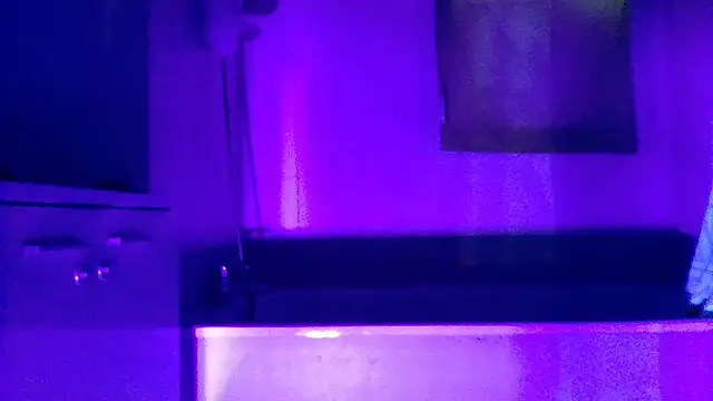 brunoguunot online show from October 23, 2025, 7:07 am