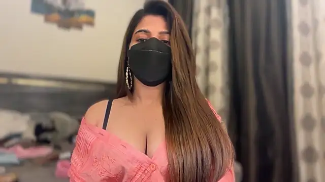 Hotty-Sana online show from April 20, 2026, 5:03 pm