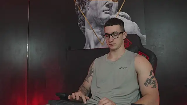 Snapshot of JacksonOlsenn chatting on November 6, 2025, 8:46 pm JacksonOlsenn online show from November 6, 2025, 8:46 pm