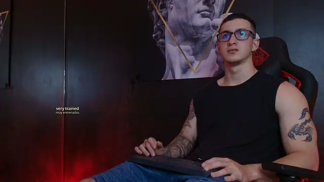 Snapshot of JacksonOlsenn chatting on October 17, 2025, 8:54 pm JacksonOlsenn online show from October 17, 2025, 8:54 pm