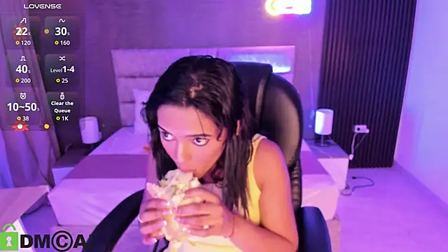 Snapshot of Cristal__adams chatting on November 5, 2025, 12:08 pm Cristal adams online show from November 5, 2025, 12:08 pm