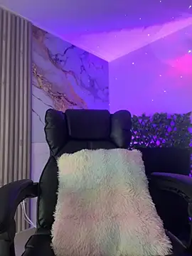 Snapshot of NINA_18_YEARS chatting on November 30, 2025, 3:51 am NINA 18 YEARS online show from November 30, 2025, 3:51 am