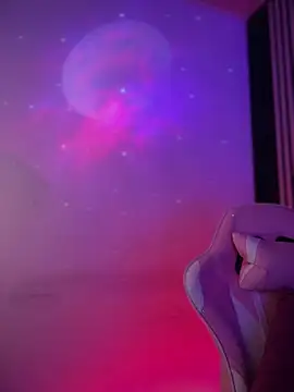 NINA 18 YEARS online show from March 27, 2026, 10:54 pm