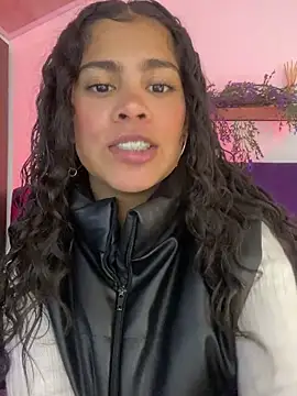 NINA 18 YEARS online show from December 30, 2024, 5:02 pm