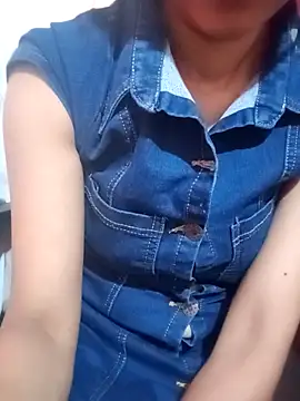 Snapshot of onisha chatting on November 4, 2025, 11:14 am onisha online show from November 4, 2025, 11:14 am