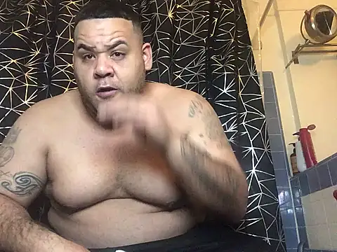 Snapshot of fatboyjayohh126 chatting on December 27, 2024, 4:04 am fatboyjayohh126 online show from December 27, 2024, 4:04 am
