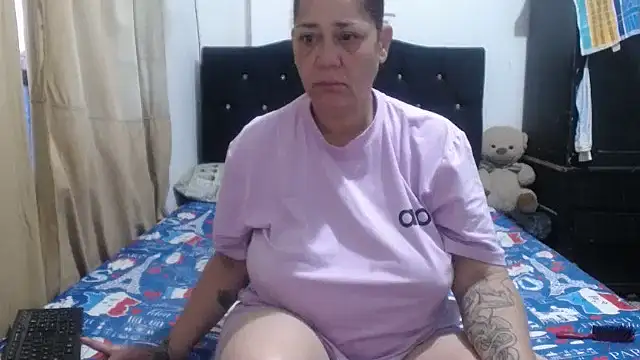 merryymaturee  online show from September 27, 2025, 10:54 am