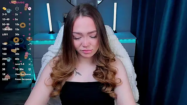 Snapshot of Evia_r0se chatting on February 13, 2026, 10:26 am Evia r0se online show from February 13, 2026, 10:26 am