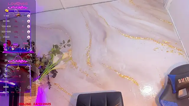 Snapshot of Naughty_Lizeth chatting on October 24, 2025, 4:28 pm Naughty Lizeth online show from October 24, 2025, 4:28 pm