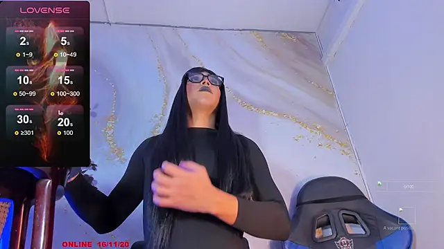 Snapshot of Naughty_Lizeth chatting on November 16, 2025, 1:27 pm Naughty Lizeth online show from November 16, 2025, 1:27 pm