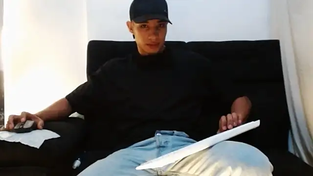 Snapshot of JacksonCooper1 chatting on January 6, 2025, 8:57 am JacksonCooper1 online show from January 6, 2025, 8:57 am