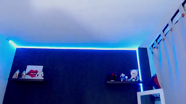 Snapshot of SusanLeroy chatting on March 14, 2026, 9:26 am SusanLeroy online show from March 14, 2026, 9:26 am