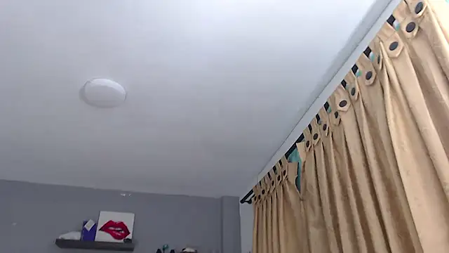 Snapshot of SusanLeroy chatting on February 20, 2026, 8:38 am SusanLeroy online show from February 20, 2026, 8:38 am