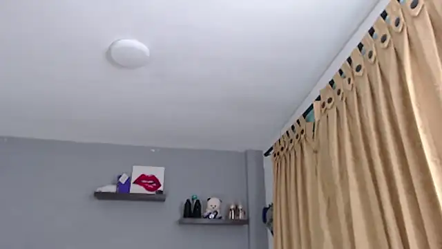 Snapshot of SusanLeroy chatting on February 10, 2026, 9:30 am SusanLeroy online show from February 10, 2026, 9:30 am