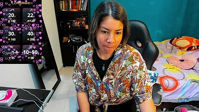peanut tangerine online show from March 8, 2025, 9:29 pm
