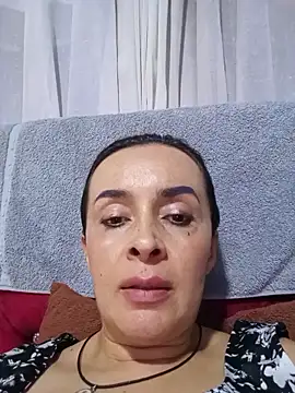 Samantha Sullivan  online show from April 28, 2026, 1:04 am