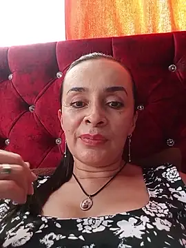 Samantha Sullivan  online show from May 19, 2026, 9:22 pm