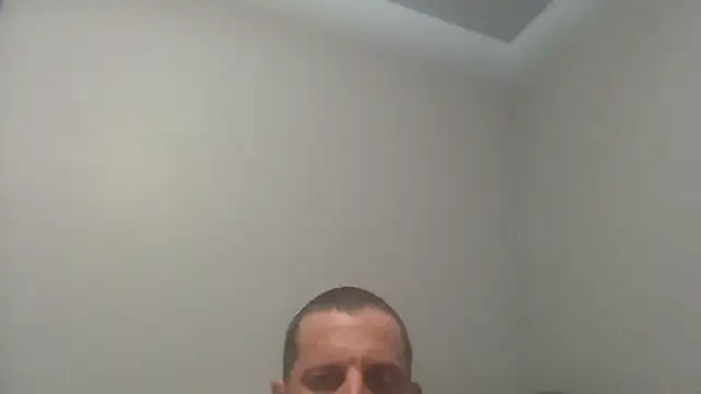 Snapshot of overaveragefreak4you chatting on February 2, 2025, 2:45 pm overaveragefreak4you online show from February 2, 2025, 2:45 pm