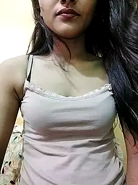 MISSQUEEN48 online show from February 25, 2026, 4:56 am