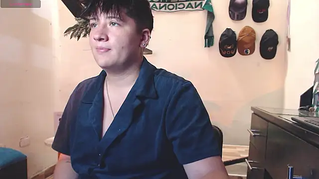  AlexMorris online show from February 12, 2026, 5:45 pm