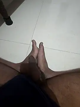 Snapshot of SageElement2 chatting on December 3, 2025, 7:24 pm SageElement2 online show from December 3, 2025, 7:24 pm