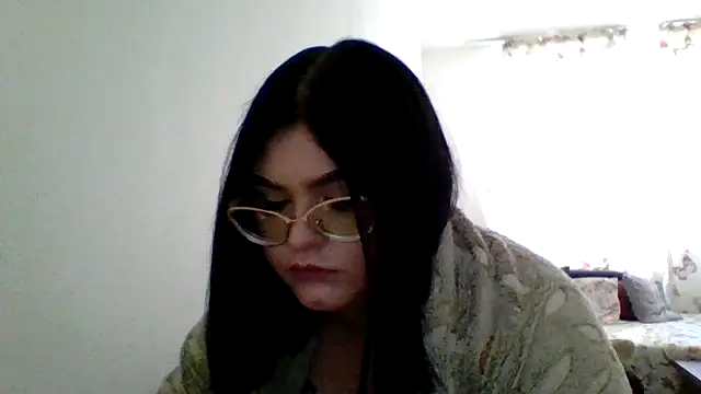 Snapshot of alexaandreea99 chatting on March 12, 2026, 7:45 am alexaandreea99 online show from March 12, 2026, 7:45 am