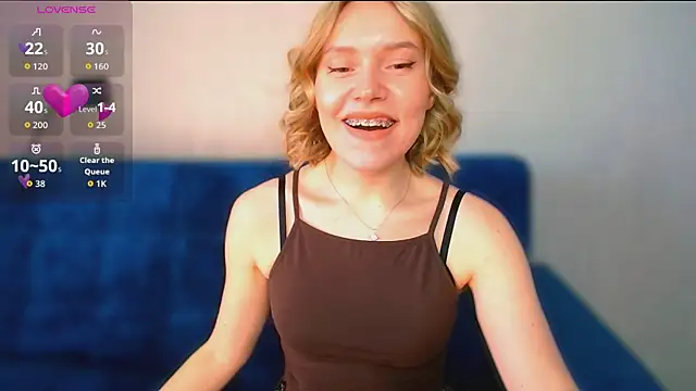 Snapshot of TaylorBre chatting on April 1, 2026, 1:34 pm TaylorBre online show from April 1, 2026, 1:34 pm