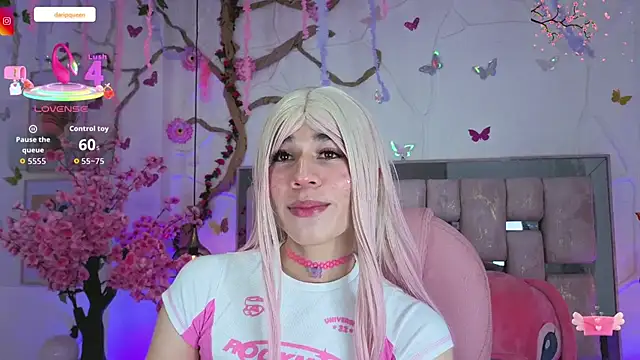 DaripQueen online show from March 24, 2026, 1:44 pm